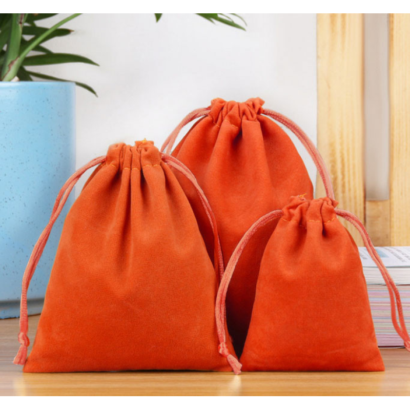 Мішечок оксамитовий маленький Жовтогарячий