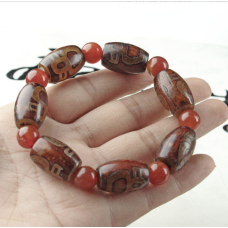 Браслет ДЗІ Бог багатства сім намистин з червоним агатом