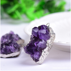 Кулон щітка аметиста у білому металі