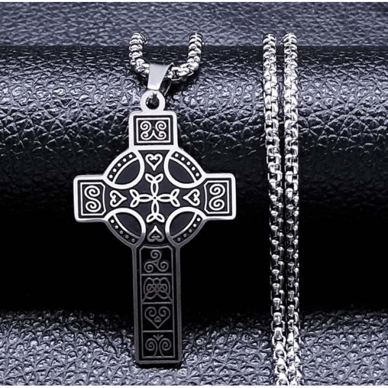 Кельтський хрест білий метал з ланцюжком 60см. Кельтський хрест білий метал з ланцюжком 60см.