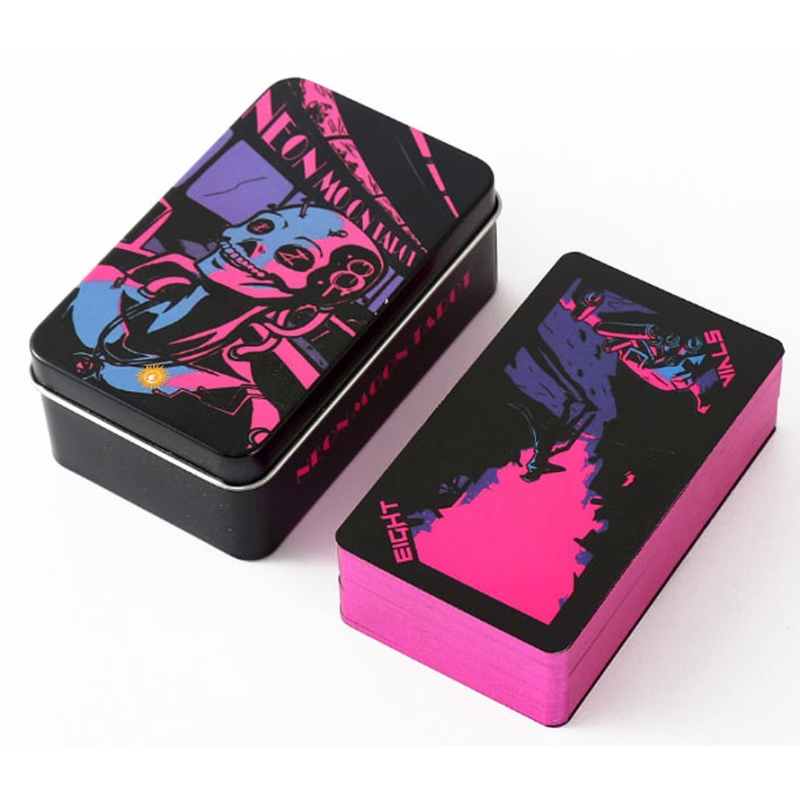 Карти Таро Неонового Місяця Neon Moon Tarot