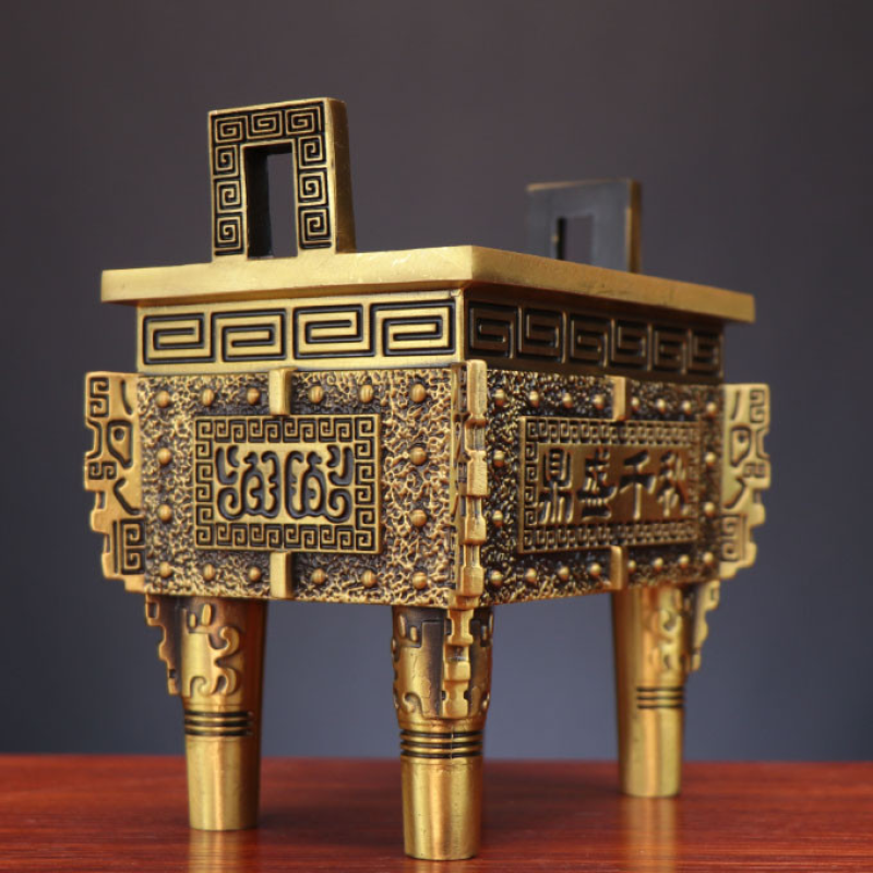 Курильниця прямокутна на ніжках Курильниця прямокутна на ніжках