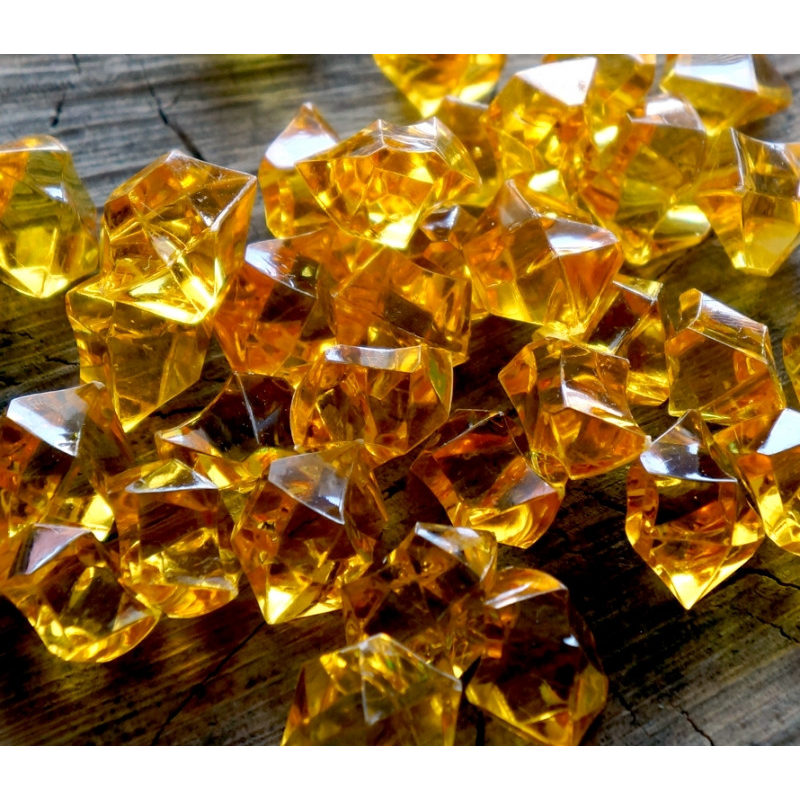Декоративний наповнювач пластиковий Бурштиновий