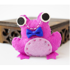 Брошка повстяна Жаба Фіолетова