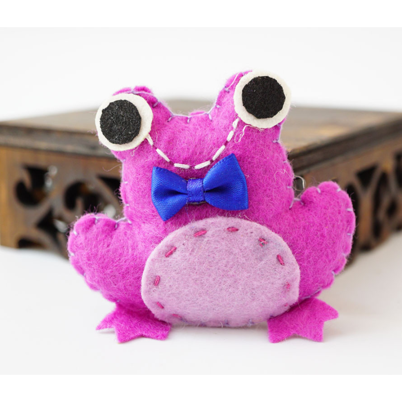 Брошка повстяна Жаба Фіолетова