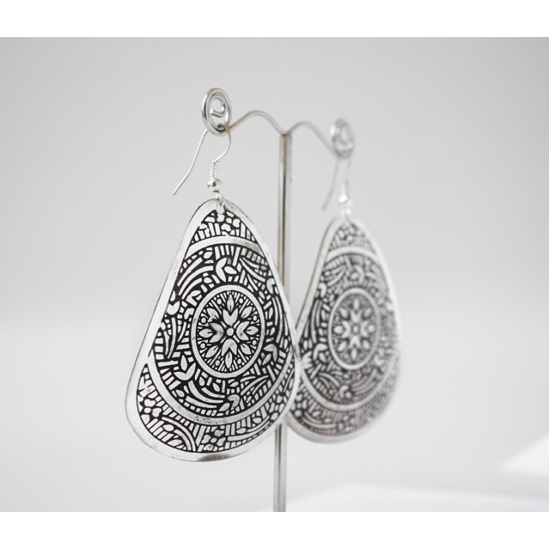 Сережки Трикутник Білий метал малі Сережки Трикутник Білий метал малі