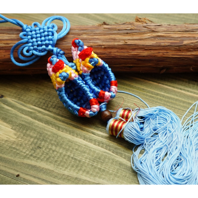 В“язані тапочки з пензлем Блакитні великі В“язані тапочки з пензлем Блакитні великі